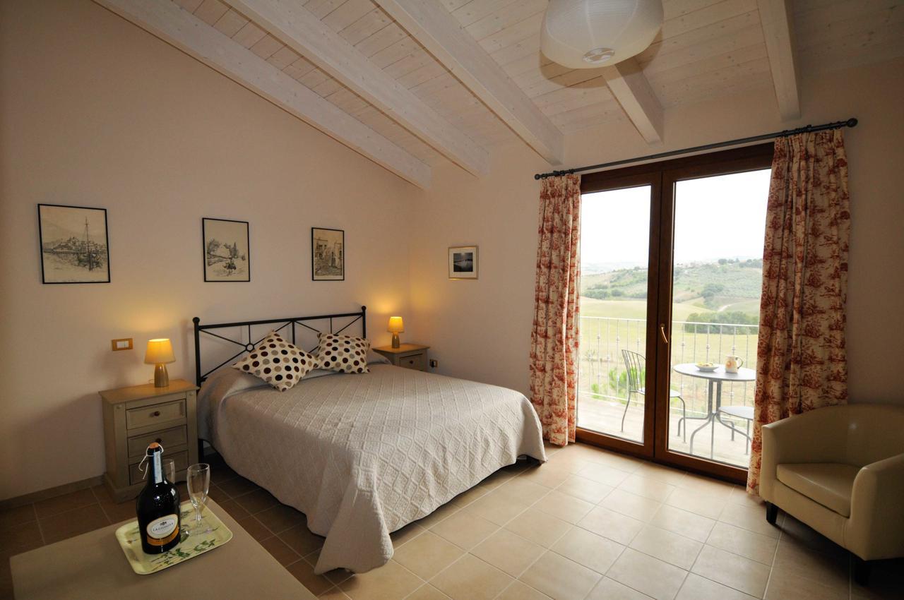 Il Frutteto Bed And Breakfast Ripattone Eksteriør billede